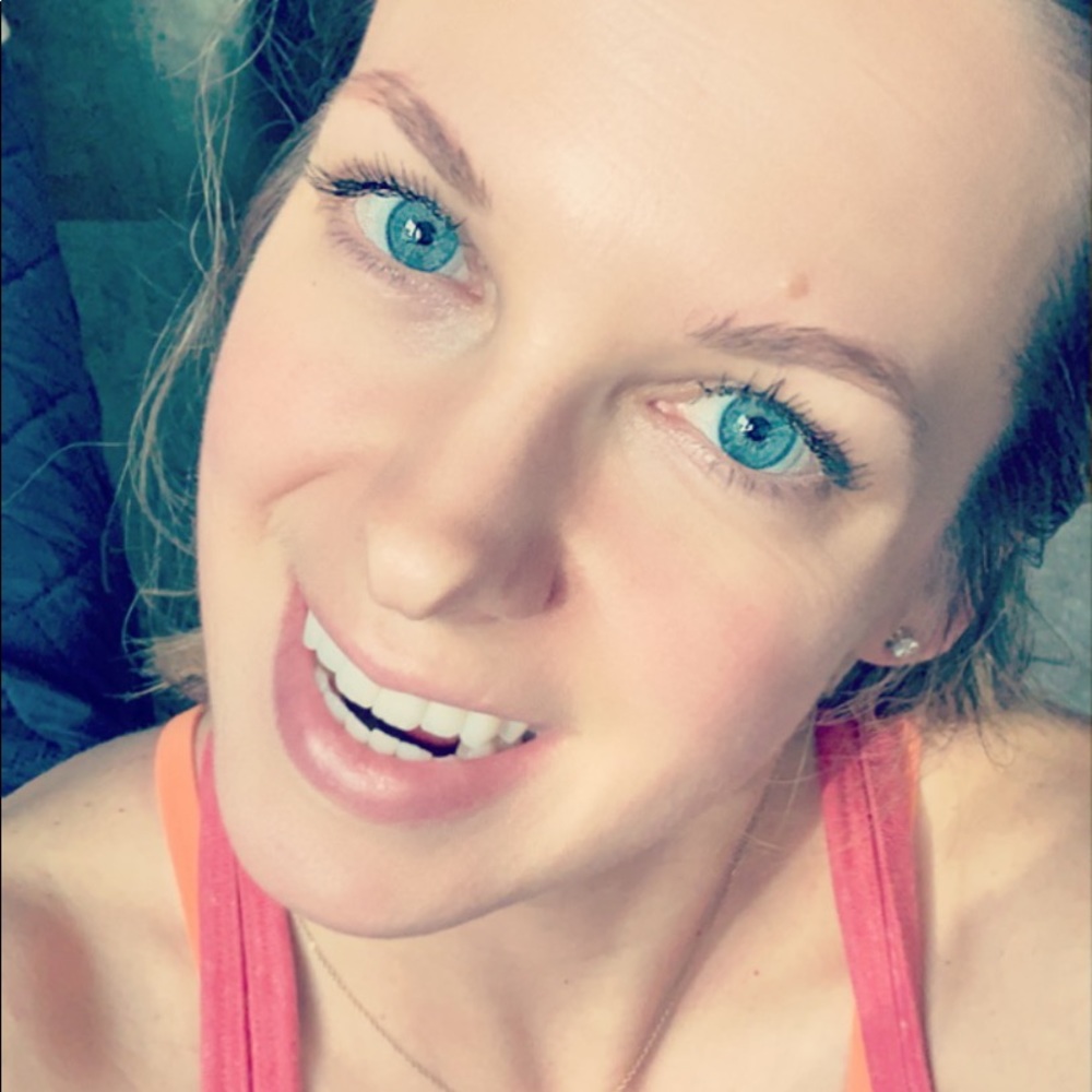 Meet your Posher, Brittany